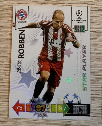 2010-11 Panini UEFA Champions League #131 Arjen Robben — front