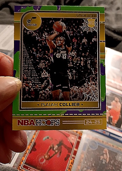 2024-25 Panini NBA Hoops Haunted Hoops #254 Isaiah Collier — front