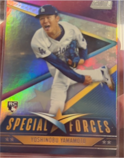 2024 Topps Stadium Club Special Forces #SF-25 Yoshinobu Yamamoto — front
