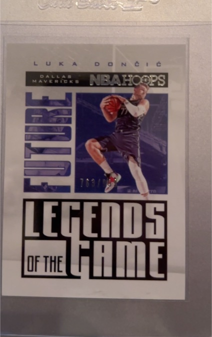 2020-21 Panini NBA Hoops #10 Luka Doncic Future Legends of the Game — front