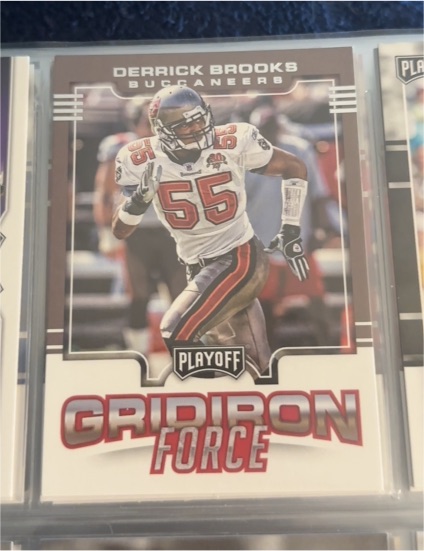2017 Panini Playoff Gridiron Force #13 Derrick Brooks — front
