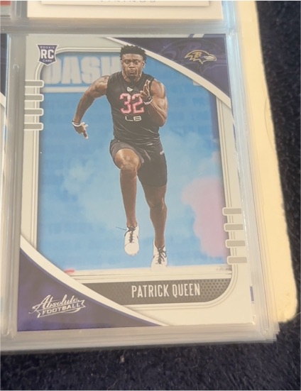 2020 Panini Absolute Football #185 Patrick Queen — front