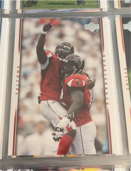 2007 Upper Deck #8 Michael Vick Atlanta Falcons — front