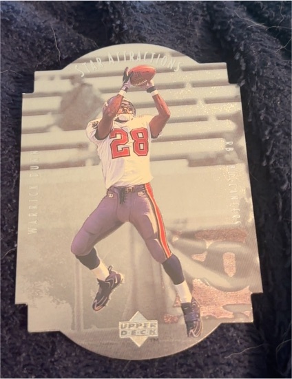 1997 Upper Deck Star Attractions #SA8 Warrick Dunn — front