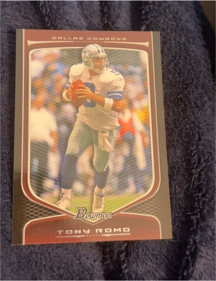 2009 Bowman #4 Tony Romo — front