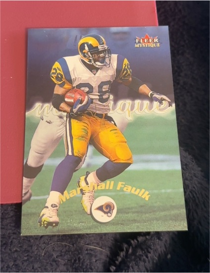 2000 Fleer Mystique #78 Marshall Faulk — front