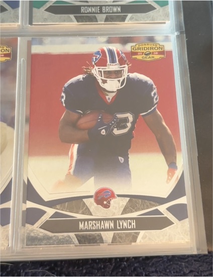 2008 Donruss Gridiron Gear #12 Marshawn Lynch — front
