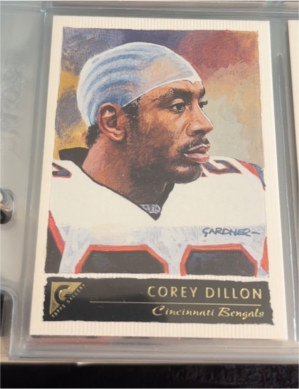 2001 Topps Gallery #8 Corey Dillon — front