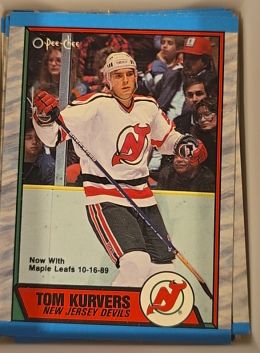 1989-90 O-Pee-Chee #9 Tom Kurvers — front