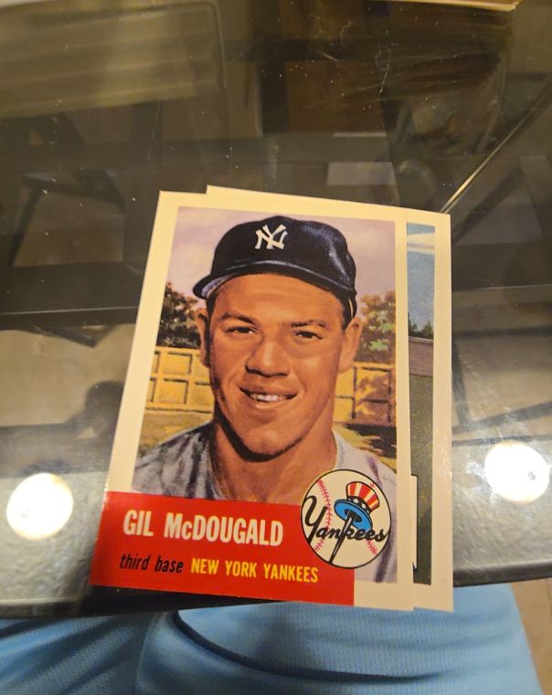 1953 Topps #43 Gil McDougald — front