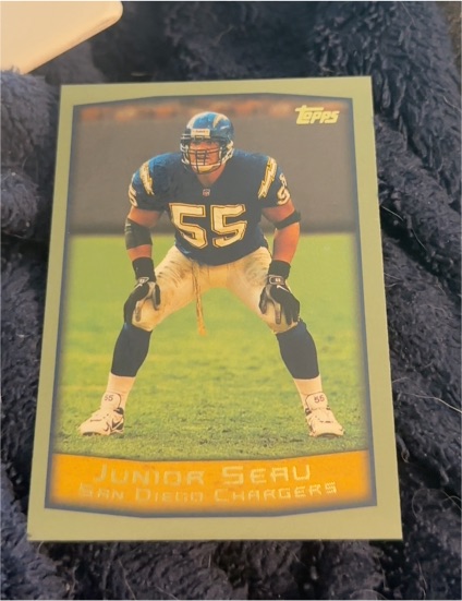 1993 Topps #55 Junior Seau — front