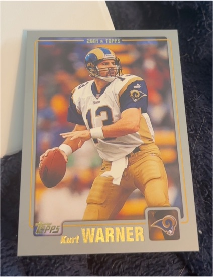 2001 Topps #133 Kurt Warner — front