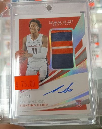2021 Panini Immaculate Collection #11 Ayo Dosunmu Rookie Patch Auto — front