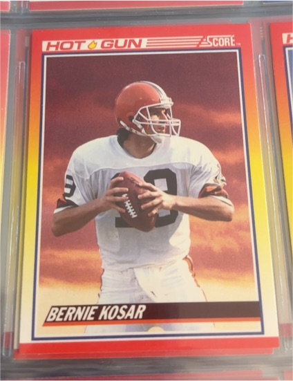1990 Score #319 Bernie Kosar — front