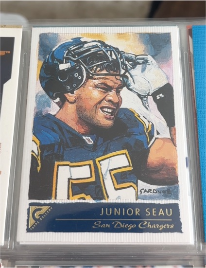 2001 Topps Gallery #82 Junior Seau — front