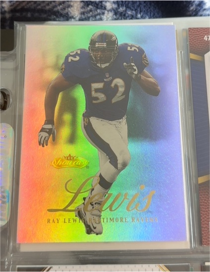 2000 Fleer Showcase #15 Ray Lewis — front
