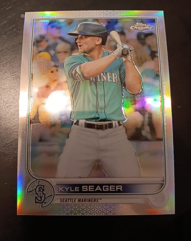 2022 Topps Chrome #131 Kyle Seager — front