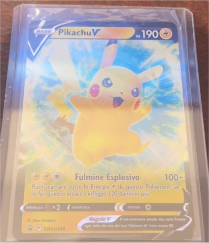 2022 Pokémon TCG SWSH198 Pikachu V — front