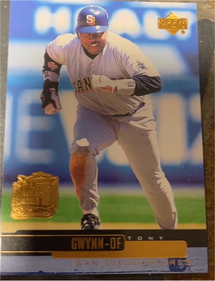 2000 Upper Deck #216 Tony Gwynn — front