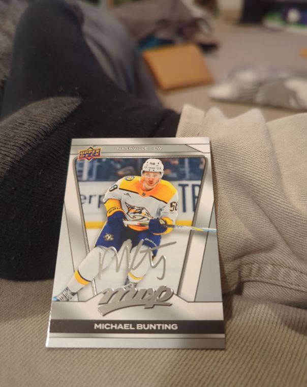 2025-26 Upper Deck MVP # Michael Bunting — front
