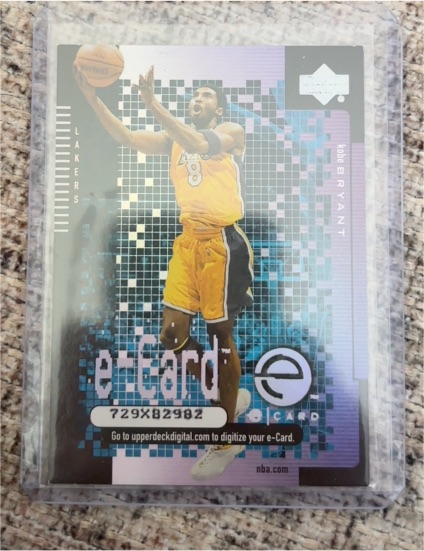 2000-01 Upper Deck E-Card #EC1 Kobe Bryant — front