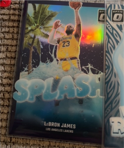 2024-25 Panini Donruss Optic #5 LeBron James Splash Purple Prizm — front