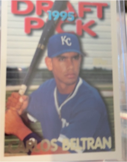 1995 Topps Traded #18T Carlos Beltran Rookie Card — front