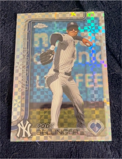 2025 Topps Chrome #83 Cody Bellinger — front