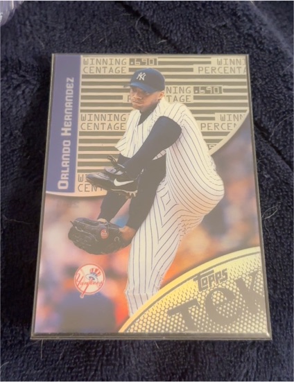 2000 Topps Tek #25-7 Orlando Hernandez — front