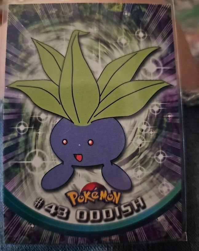 1999 Topps Pokemon #43 Oddish — front