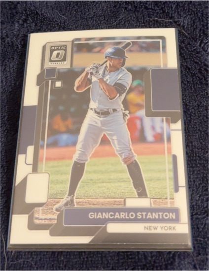 2022 Panini Donruss Optic #136 Giancarlo Stanton — front