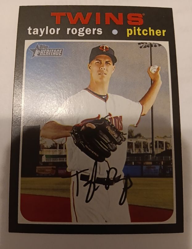 2020 Topps Heritage #25 Taylor Rogers — front