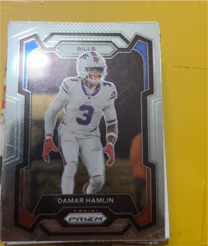 2023 Panini Prizm Football #27 Damar Hamlin — front