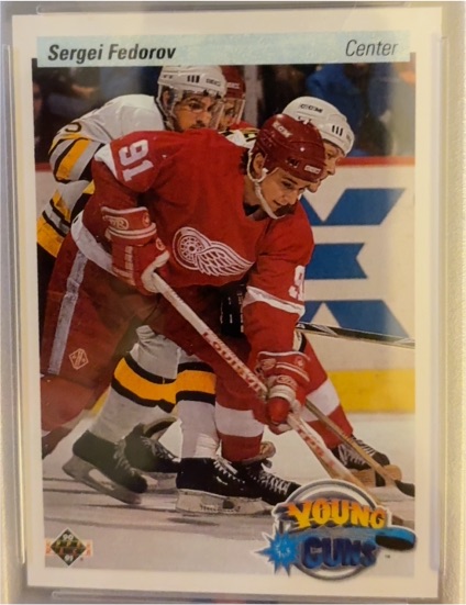 1990-91 Upper Deck #525 Sergei Fedorov Young Guns Rookie — front