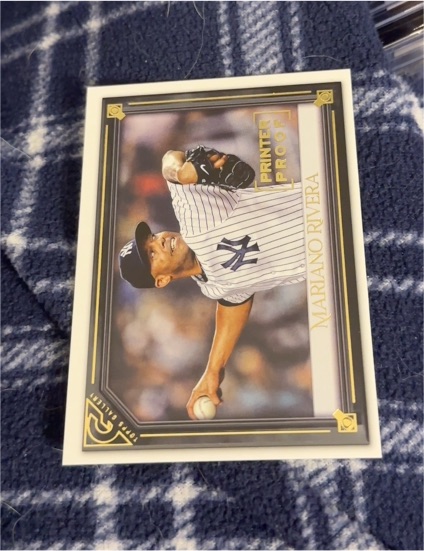 2021 Topps Gallery #102 Mariano Rivera — front