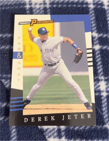 1998 Pinnacle Performers #146 Derek Jeter — front