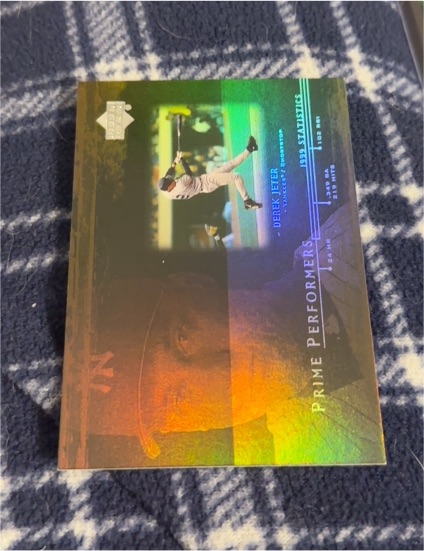 2000 Upper Deck Prime Performers #PP5 Derek Jeter — front