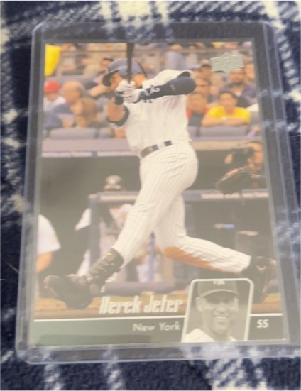 2010 Upper Deck #345 Derek Jeter — front