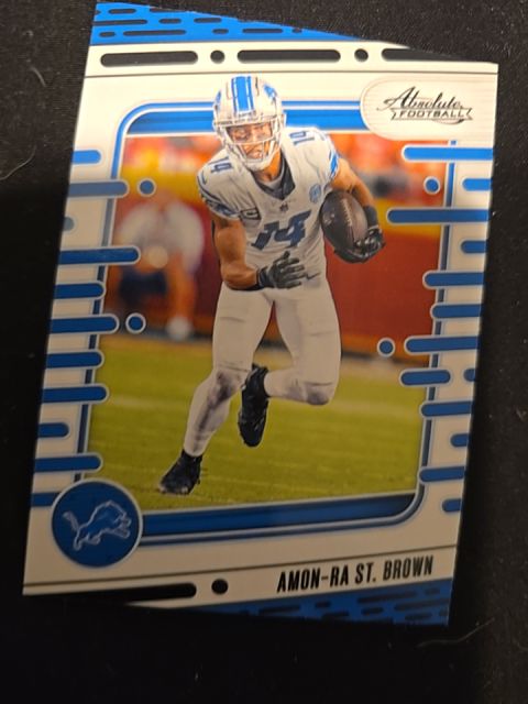 2024 Panini Absolute #33 Amon-Ra St. Brown — front