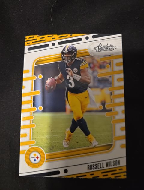 2024 Panini Absolute #88 Russell Wilson — front