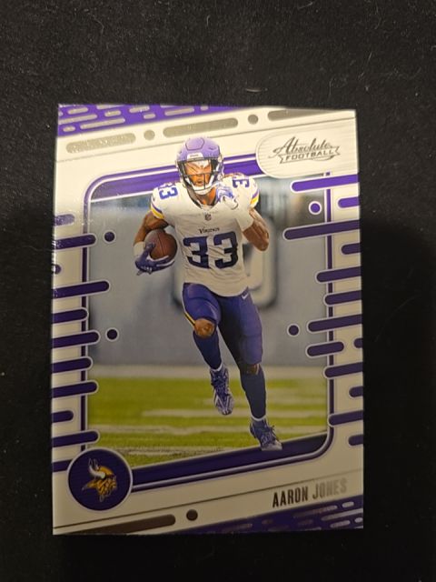 2024 Panini Absolute #71 Aaron Jones — front