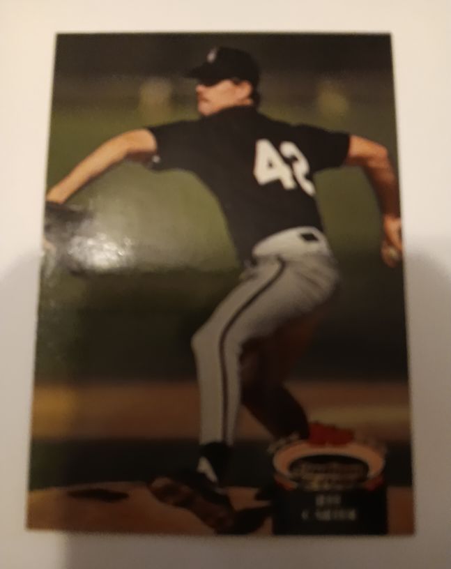 2000 Topps #261 Carlos Lee — front