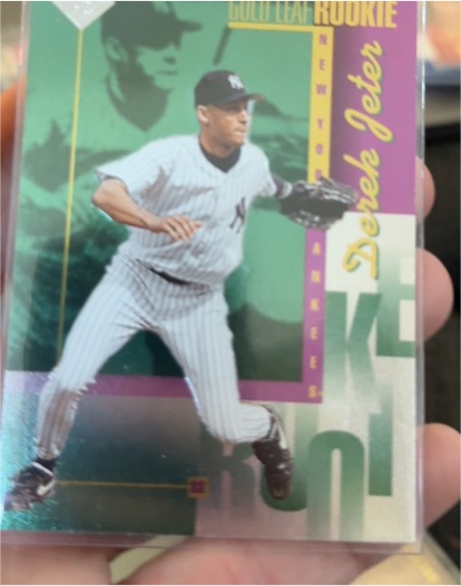 1996 Leaf #211 Derek Jeter Gold Leaf Rookie — front