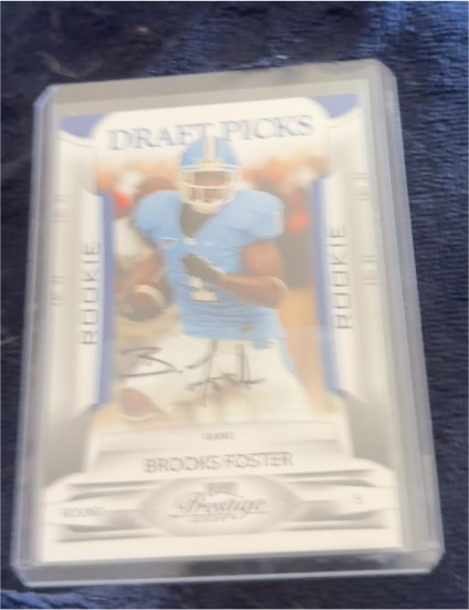 2009 Playoff Prestige #117 Brooks Foster Rookie Auto — front
