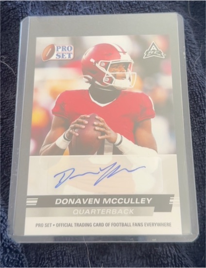 2022 Leaf Pro Set #PSA-DMC Donaven McCulley — front