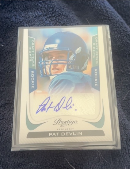 2011 Panini Prestige #273 Pat Devlin — front