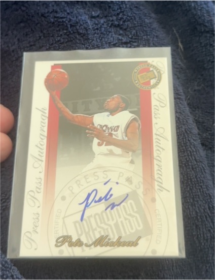 2000 Press Pass SE Autographs #19 Pete Mickeal — front