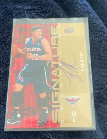 2009-10 Upper Deck Signature Collection #10 Mike Bibby — front