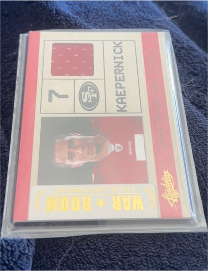 2011 Absolute War Room #7 Colin Kaepernick — front