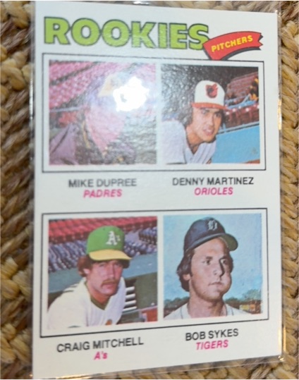 1977 Topps #491 Dennis Martinez Rookie Pitchers — front